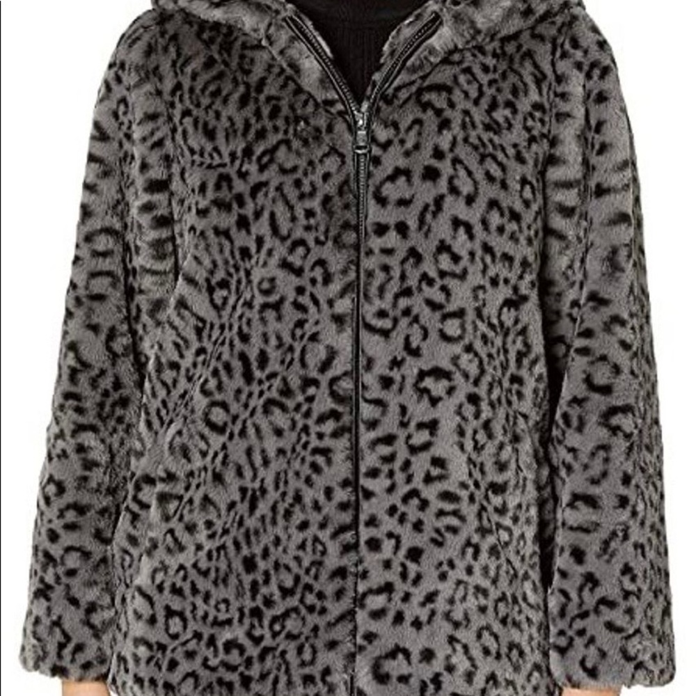 Vince Camuto Hooded Zip Front Faux Fur Jacket In Grey Leopard